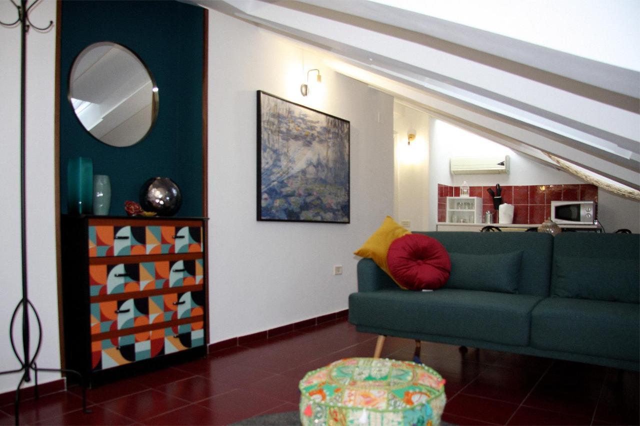Mercanti Attic Version Appartement