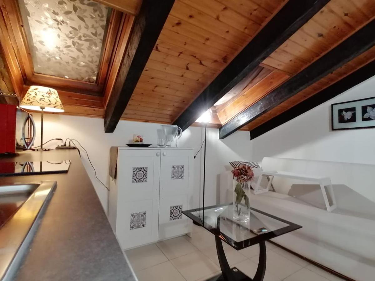 Appartement Mercanti Attic Version Milan