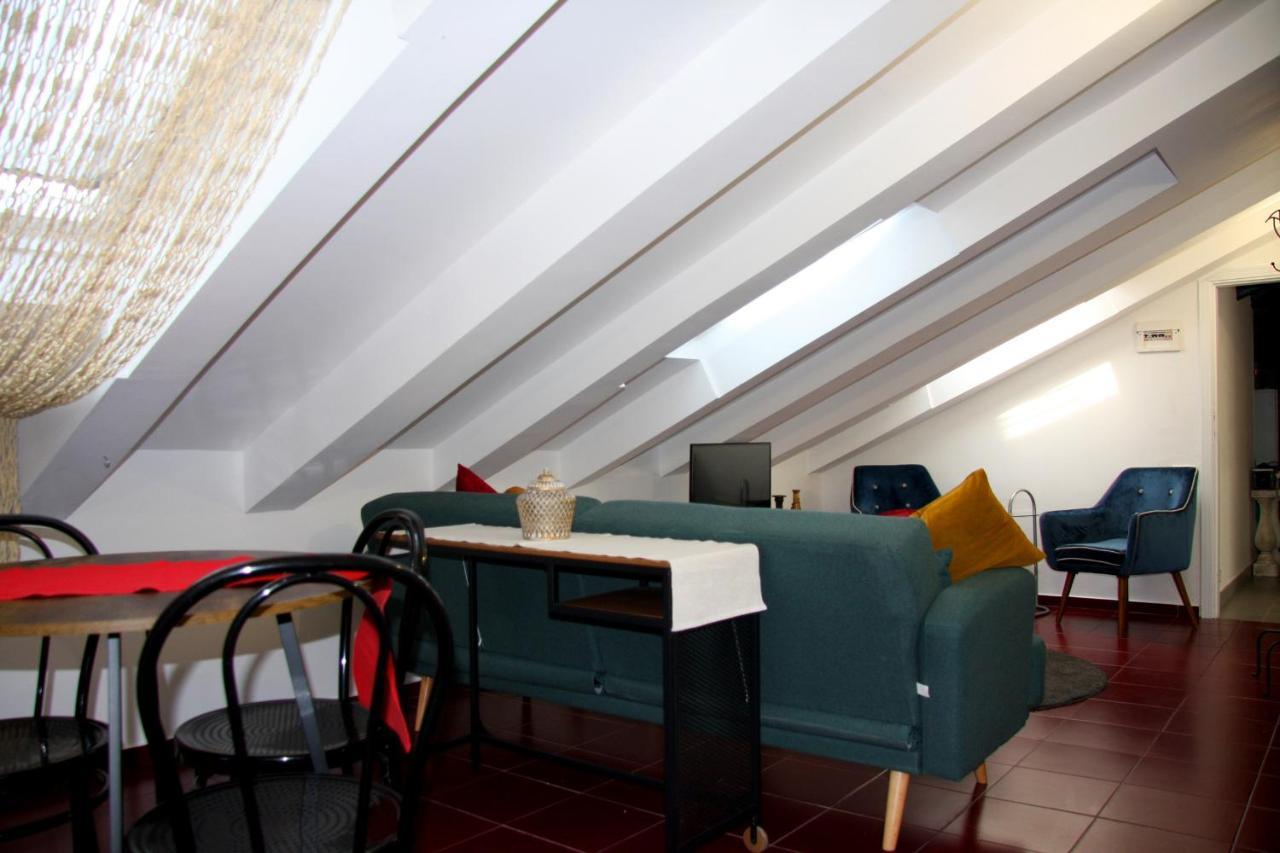 Mercanti Attic Version Apartamento